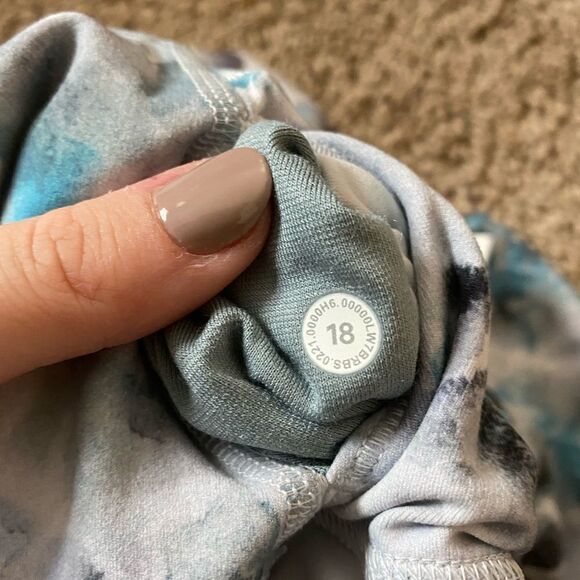 Lululemon Align™ High-Rise Short 8" - Picture 8 of 11